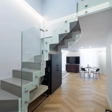 Apartamento Design On 2 Floors Via Della Spiga Milão