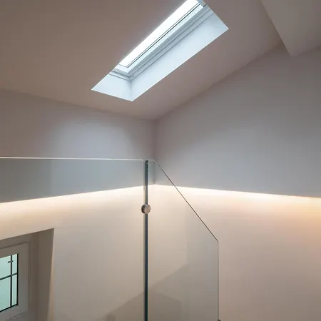 Design On 2 Floors Via Della Spiga Milaan