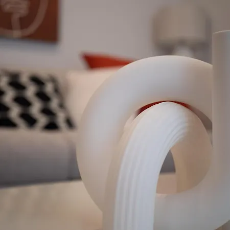 Design On 2 Floors Via Della Spiga Appartement Milaan